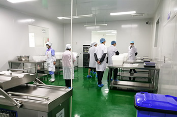 食品工廠之出口食品生產(chǎn)<div   id=